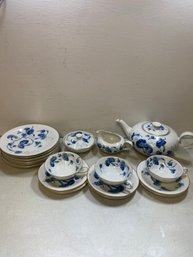 H & G Selb Bavaria Heinrich Germany Evelyn Echt Kobalt Porcelain Tea Set With Plates