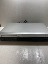 Toshiba VHS/ Dvd Combo Model SD-V596SU