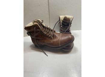 Dexter Size 6 1/2 Fur Lined Boots