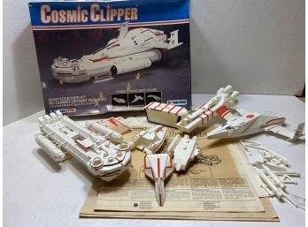 1998 Cosmic Clipper Partially Built Toy/model