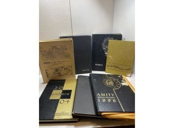 Lot Of 7 Vintage Yearbooks Amity And Embers 1974-2004