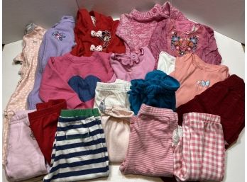Large 19 Piece Lot Of Baby Girl 6-9 Month Clothes Onesies,sleepers,pants,and More! #8