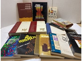 Lot Of 16 Literature And Keynote Books