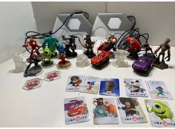 Large Disney Infinity Lot Jack Sparrow, Cars, And Many Others