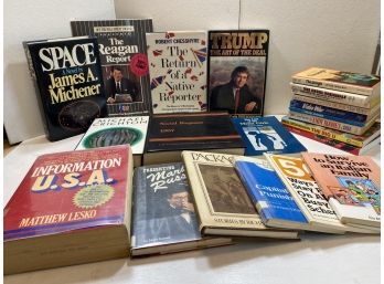 Lot Of 22 Adult Books From The 1980's Trump,reagan,michael Crichton And More