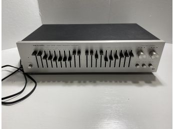Realistic 31-2000A Stereo Frequency Equalizer