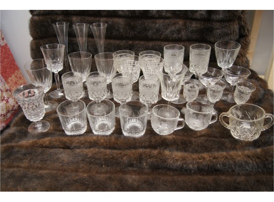 Mixed Lot Of 32 Glass & Crystal Wine Glasses And Cups