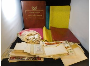 Lot Of 5 Stamp Albums - First Day Covers - Loose Stamps