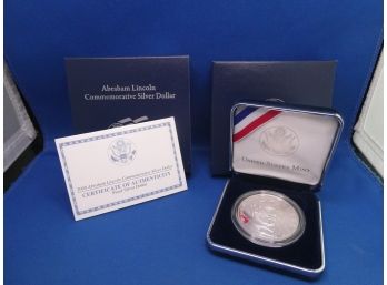 2009 Abraham Lincoln Commemorative Proof Silver Dollar US Mint
