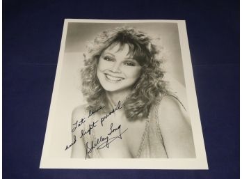 Shelley Long Signed B/W Photo -  Cheers