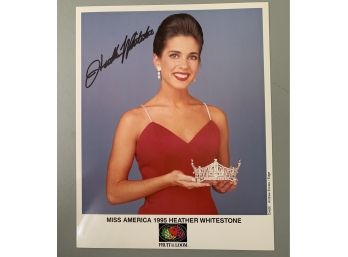 Signed 8 X 10 Glossy Photo Of Miss America 1995 - Heather Whitestone