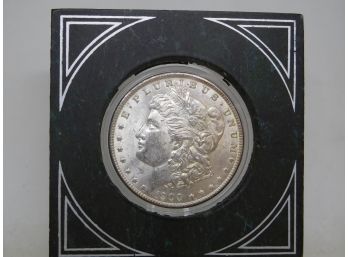 1900 US Silver Morgan Dollar
