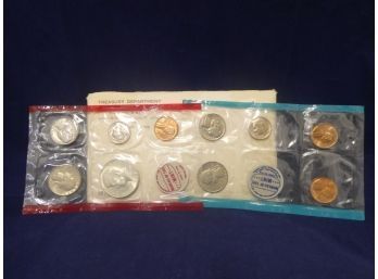 1970 United States 10 Coin P & D Mint Set With 1970 D Key Date Kennedy Half Dollar