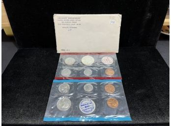 1969 United States 10 Coin P & D Mint Set