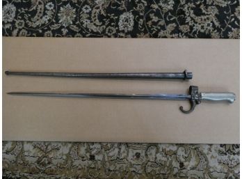 Antique WWI World War 1 French Lebel Bayonet With Scabbard