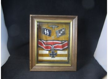 Antique WWII World War 2 Nazi Germany  Iron Cross Medal And Patch Shadow Box Display