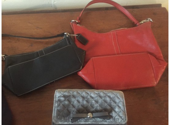 2 Coach Purses, In Excellent Condition - Greendale Pick Up