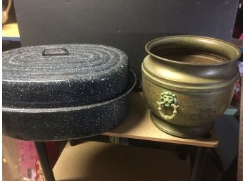 Metal Pot And Enamel Roaster
