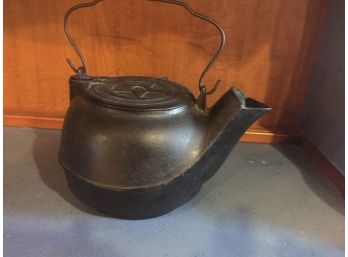 Antique #7 Cast Iron Tea Kettle