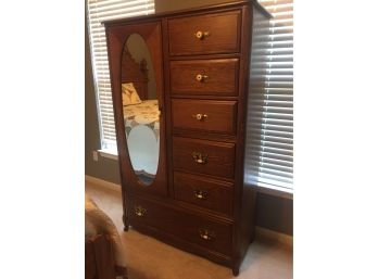 Armoire With 6 Drawers And Mirror