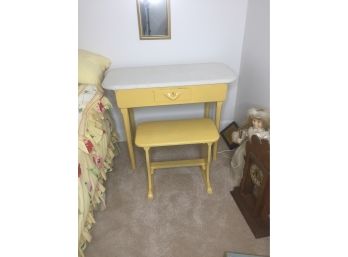 Vintage Painted Vanity And Seat, Top Has Coved With Fabric