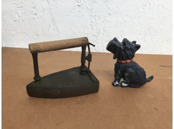 Antique Flat Iron With Removable Slug, Cast Iron Dog