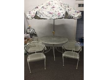 Outdoor Patio Set With Umbrella, Table And 4 Chairs