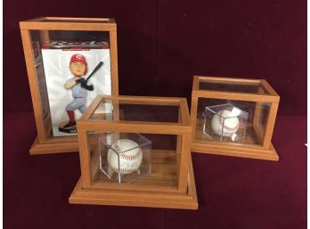 Cincinnati Reds Memorabilia- Auto Graphed Baseballs And Bobble Head With Display Cases