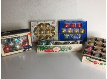 Vintage Ornaments With Boxes
