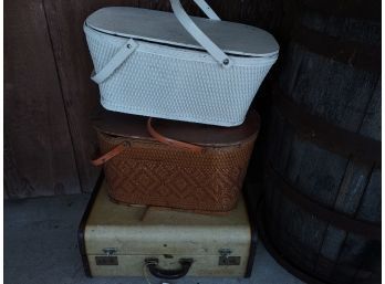 Vintage Suitcase W/ Hangers And Picnic Baskets