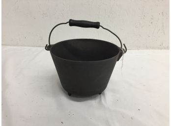 Vintage Cast Iron 3 Leg Pot Cauldron