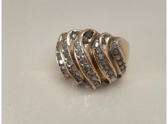 10k Gold Ring With CZs (size 7)