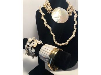 Mother Of Pearl And Shell Necklace And Bracelet Ensemble (8 Pcs)