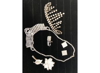 Rhinestone Extravagance: Tiara, Earrings And Collar Necklace (5 Pcs)