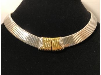 1980s Style Gold And Silver Tone Necklace And Bracelets (6 Pcs)