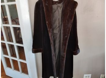 Vintage Fur Coat -brand And Size Unknown