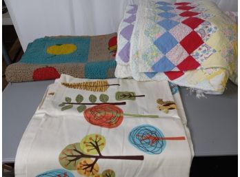 Vintage Quilts, Blankets, & Rug