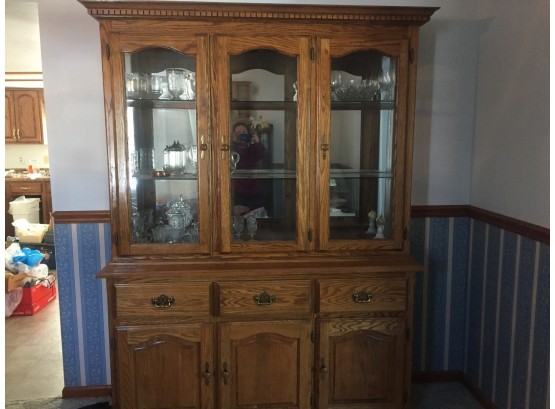 Beautiful Solid Oak China Cabinet Excellent Condition,- Aurora, IN