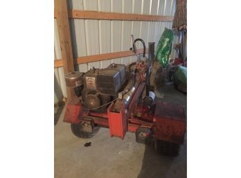 Wood Splitter, 8hps Briggs & Stratton-Moores Hill, IN