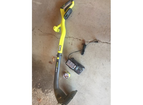 Ryobi Ez Edge With Charger- Lawrenceburg, IN Pick Up