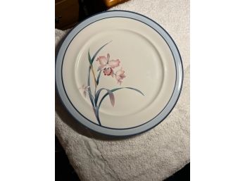 Meadow Stone Serving Dish
