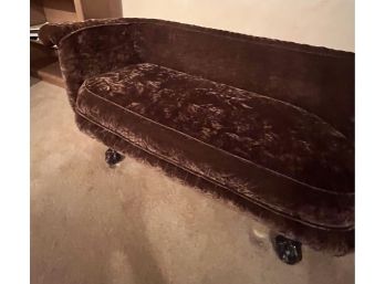VINTAGE Crushed Velvet Chaise With Claw Feet