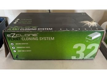 EZ CLONE - 32 Plant Cloning System
