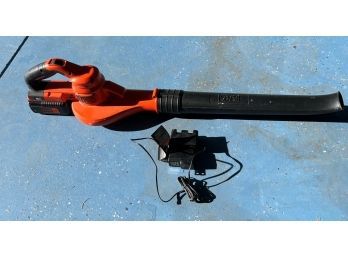 Black & Decker 40V Cordless Leaf Blower
