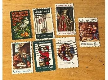 Lot Of 7 Christmas Stamps ( 6 And 8 Cent)