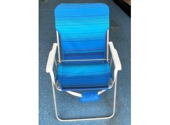 Folding Chair With Carrying Handle