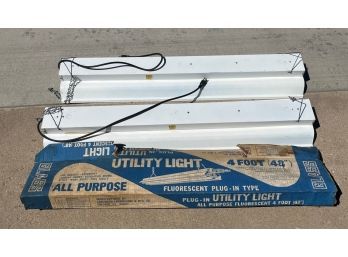 Lot Of 3 -- Four Foot Utility Lights