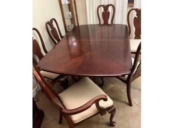 Wooden Dining Room Table And 6 Chairs (2 Twelve Inch Leaf Inserts)