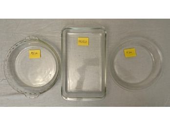 3 Clear Glass Pyrex Baking Dishes
