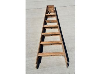 Wooden Step Ladder - 8 Foot